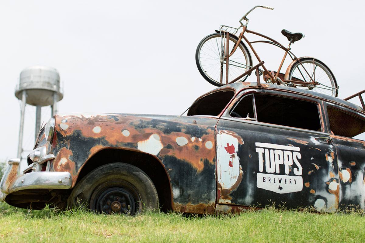 TUPPS BREWING CO., WELCOME TO MCKINNEY TEXAS.